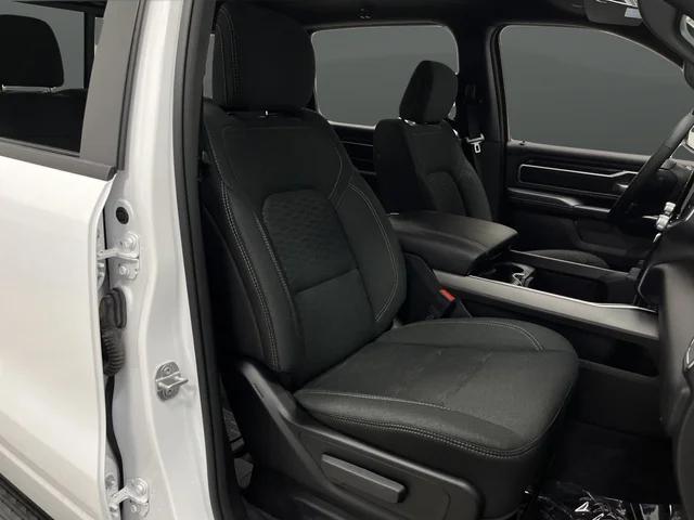 2025 Ram 1500 Lone Star Crew Cab 4x4 5'7" Box