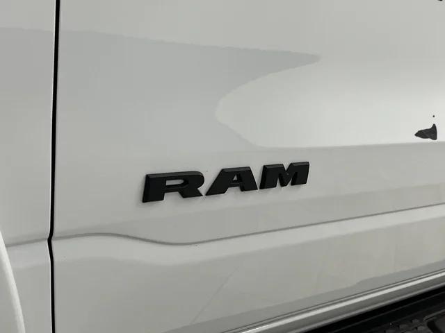 2025 Ram 1500 Lone Star Crew Cab 4x4 5'7" Box