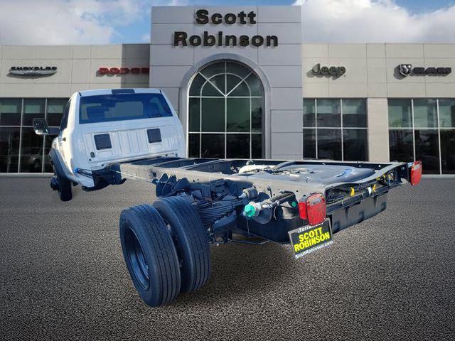 2025 RAM Ram 5500 Chassis Cab RAM 5500 TRADESMAN CHASSIS REGULAR CAB 4X2 120 CA 2025 RAM Ram 5500 Chassis Cab RAM 5500 TRADESMAN CHASSIS REGULAR CAB 4X2 120 CA