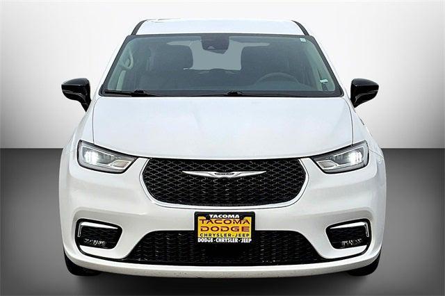 2024 Chrysler Pacifica Hybrid Select