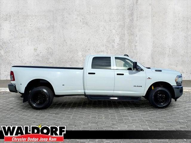 2022 RAM 3500 Tradesman Crew Cab 4x4 8 Box 2022 RAM 3500 Tradesman Crew Cab 4x4 8 Box