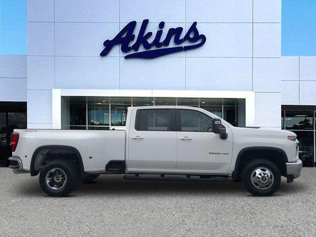 2022 Chevrolet Silverado 3500HD 4WD Crew Cab Long Bed LT