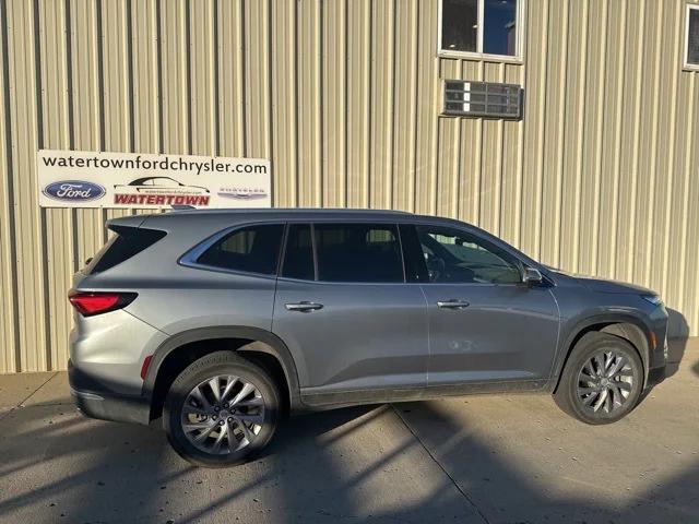 2025 Buick Enclave Preferred FWD 2025 Buick Enclave Preferred FWD