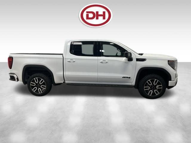2024 GMC Sierra 1500 4WD Crew Cab Short Box AT4 2024 GMC Sierra 1500 4WD Crew Cab Short Box AT4