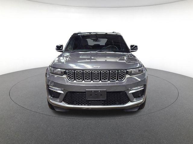 2022 Jeep Grand Cherokee Summit Reserve 4x4 2022 Jeep Grand Cherokee Summit Reserve 4x4