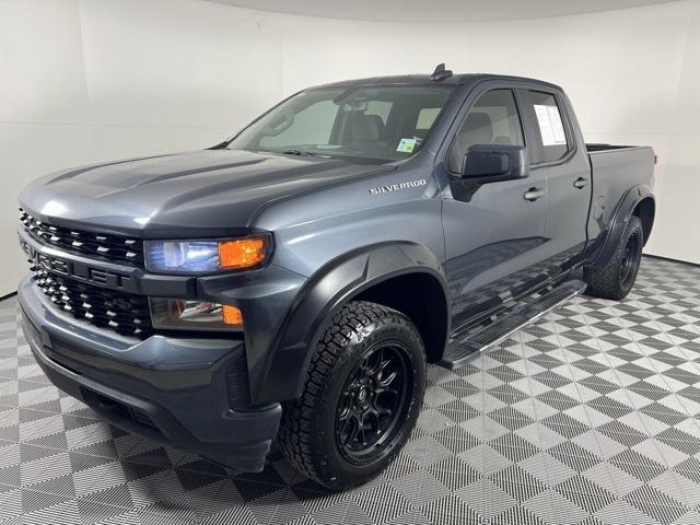 2020 Chevrolet Silverado 1500 2WD Double Cab Standard Bed Custom 2020 Chevrolet Silverado 1500 2WD Double Cab Standard Bed Custom