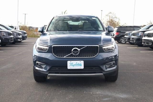 2021 Volvo XC40 T5 Momentum 2021 Volvo XC40 T5 Momentum