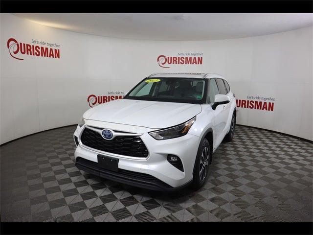 2022 Toyota Highlander Hybrid XLE