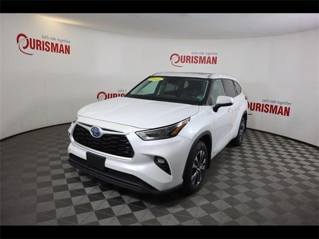 2022 Toyota Highlander Hybrid XLE