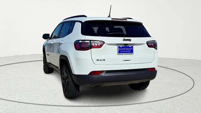 2026 Jeep Compass Latitude Altitude