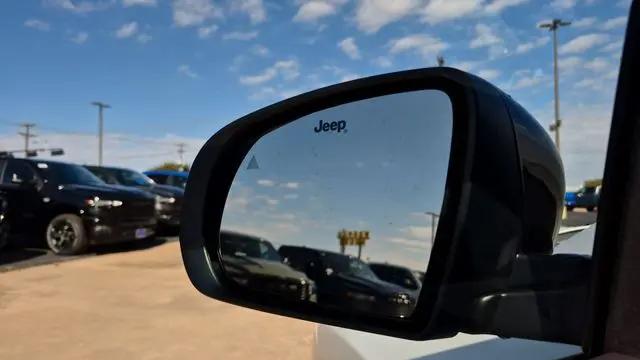 2026 Jeep Compass Latitude Altitude