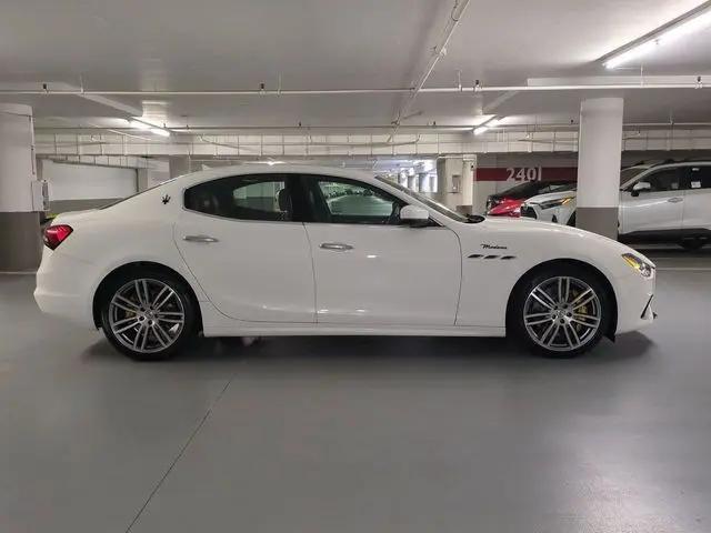 2022 Maserati Ghibli Modena
