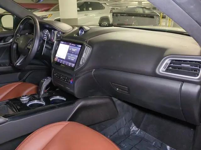 2022 Maserati Ghibli Modena