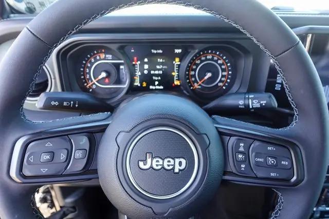 2026 Jeep Gladiator Sport