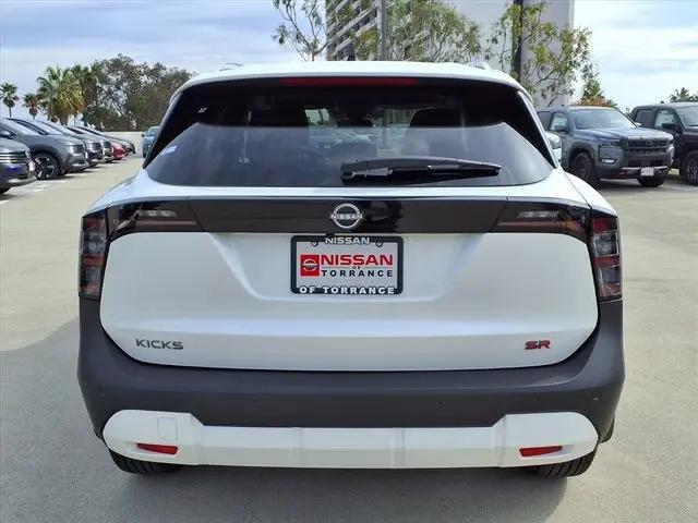 2026 Nissan Kicks SR