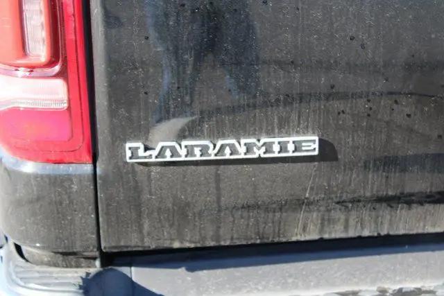 2019 Ram 1500 Laramie Crew Cab 4x4 6'4" Box