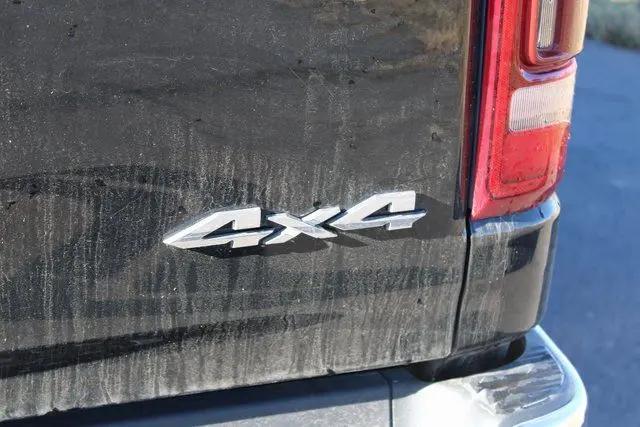 2019 Ram 1500 Laramie Crew Cab 4x4 6'4" Box