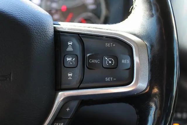 2019 Ram 1500 Laramie Crew Cab 4x4 6'4" Box
