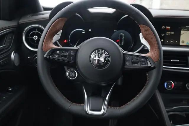 2025 Alfa Romeo Stelvio Sprint AWD