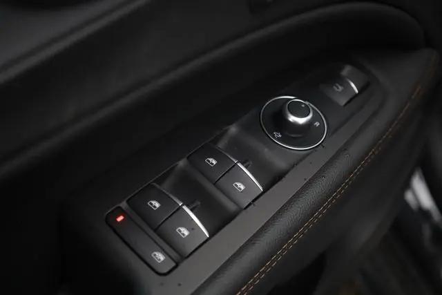 2025 Alfa Romeo Stelvio Sprint AWD