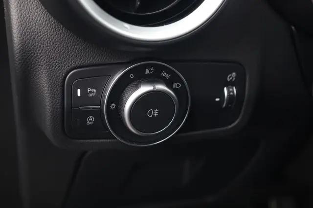 2025 Alfa Romeo Stelvio Sprint AWD