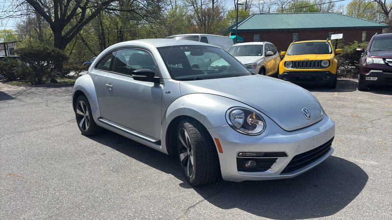 2014 Volkswagen Beetle 2.0T R-Line