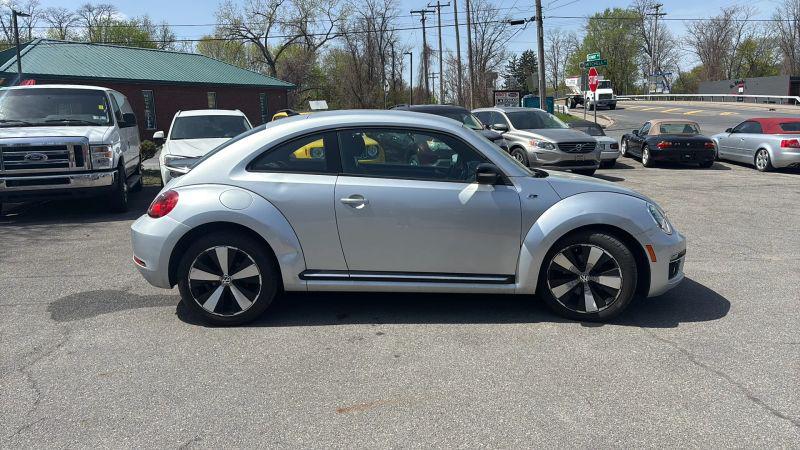 2014 Volkswagen Beetle 2.0T R-Line