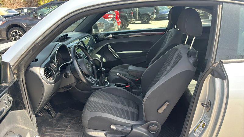 2014 Volkswagen Beetle 2.0T R-Line