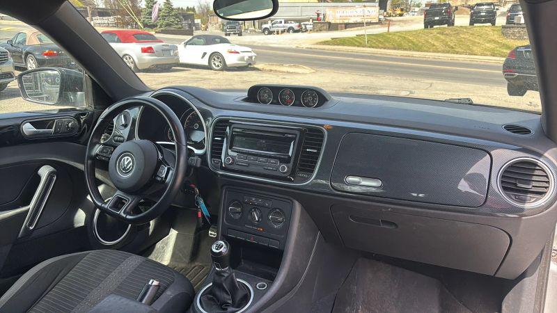 2014 Volkswagen Beetle 2.0T R-Line