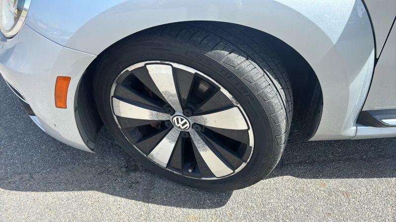 2014 Volkswagen Beetle 2.0T R-Line