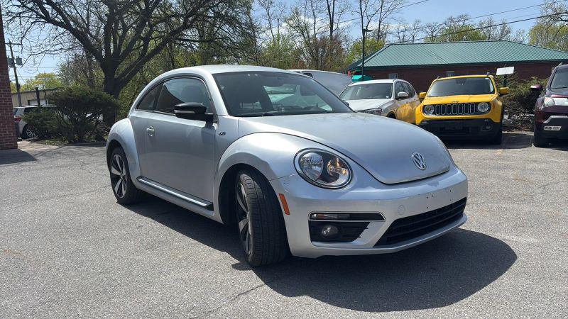 2014 Volkswagen Beetle 2.0T R-Line