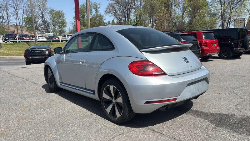2014 Volkswagen Beetle 2.0T R-Line