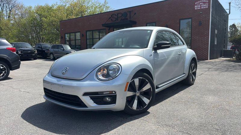 2014 Volkswagen Beetle 2.0T R-Line