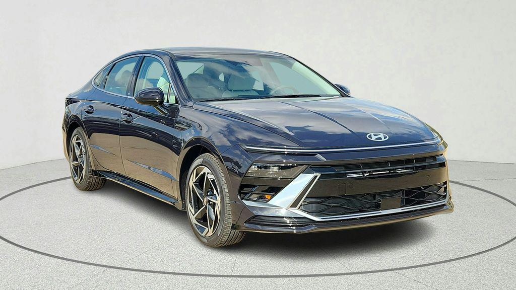 2026 Hyundai Sonata SEL AWD's photo
