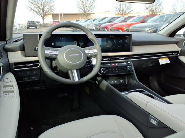 2026 Hyundai Sonata Hybrid SEL - Photo 6