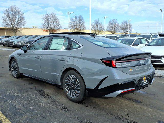 2026 Hyundai Sonata Hybrid SEL - Photo 8