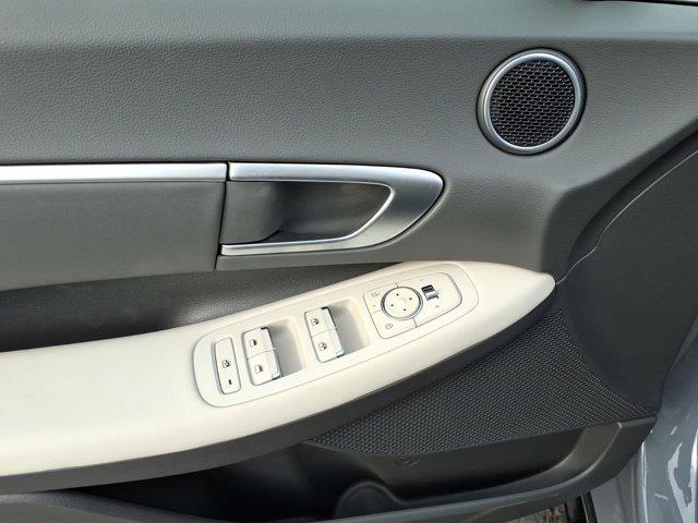 2026 Hyundai Sonata Hybrid SEL - Photo 12