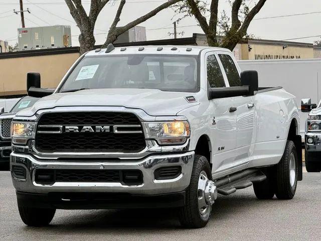 2019 Ram 3500 Tradesman Crew Cab 4x4 8' Box