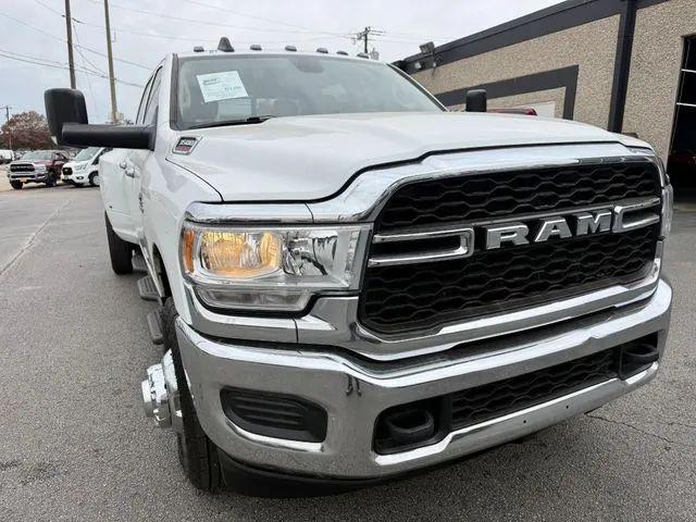 2019 Ram 3500 Tradesman Crew Cab 4x4 8' Box