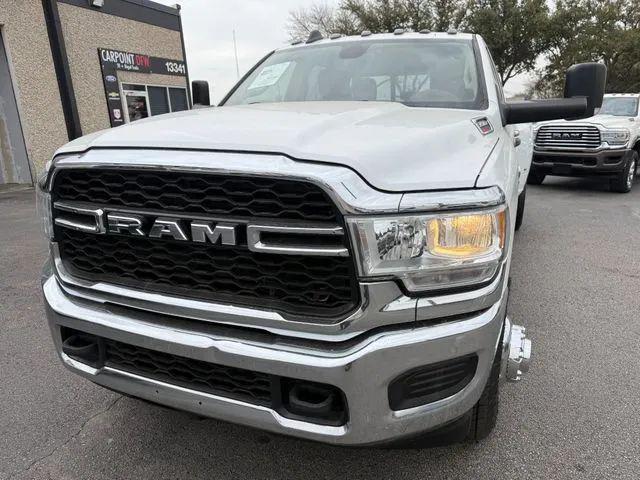 2019 Ram 3500 Tradesman Crew Cab 4x4 8' Box