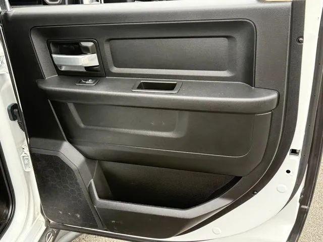2019 Ram 3500 Tradesman Crew Cab 4x4 8' Box