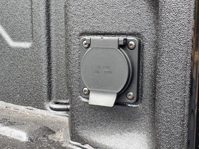 2026 GMC Sierra 2500HD Crew Cab, Standard Bed, AT4, 4WD