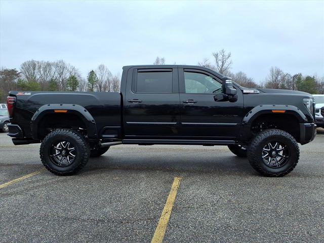 2026 GMC Sierra 2500HD Crew Cab, Standard Bed, AT4, 4WD