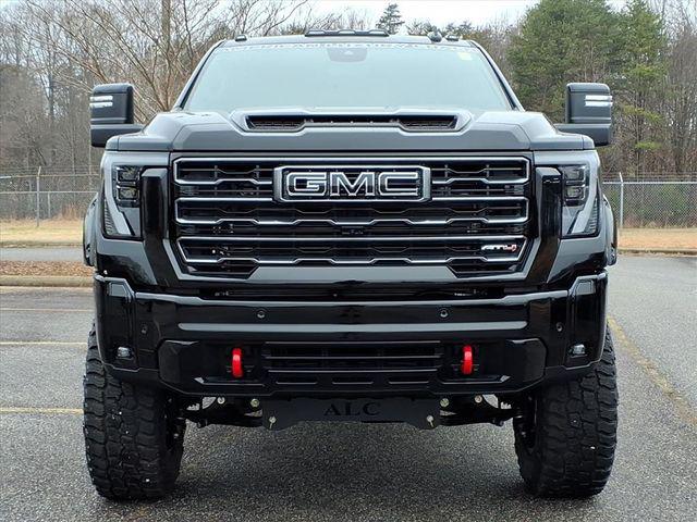 2026 GMC Sierra 2500HD Crew Cab, Standard Bed, AT4, 4WD
