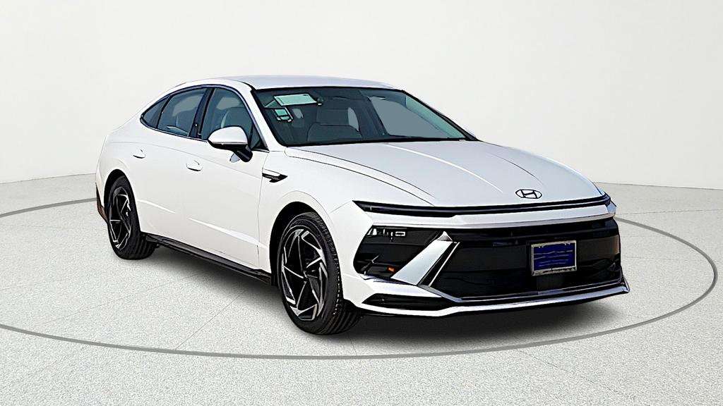 2026 Hyundai Sonata SEL AWD's photo