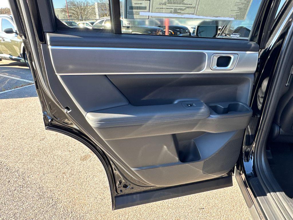New 2026 Black HYUNDAI XRT AWD image 15