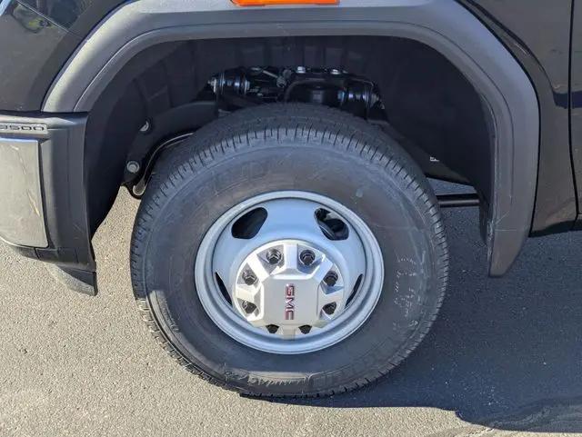 2025 GMC Sierra 3500HD Pro