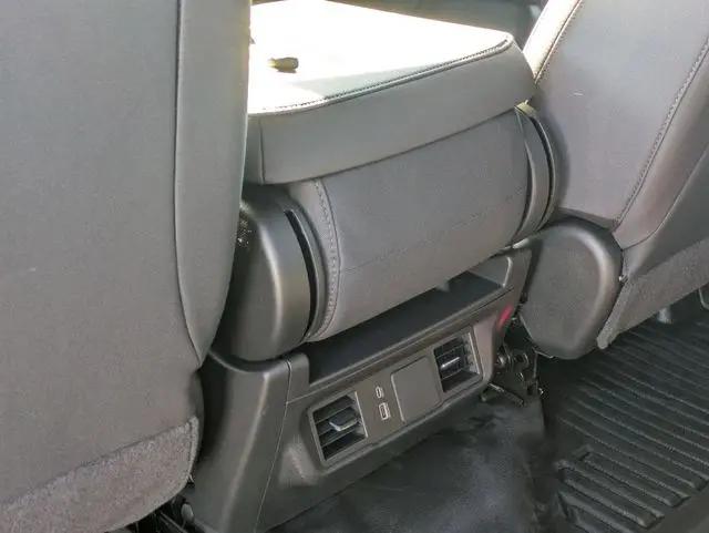 2025 GMC Sierra 3500HD Pro