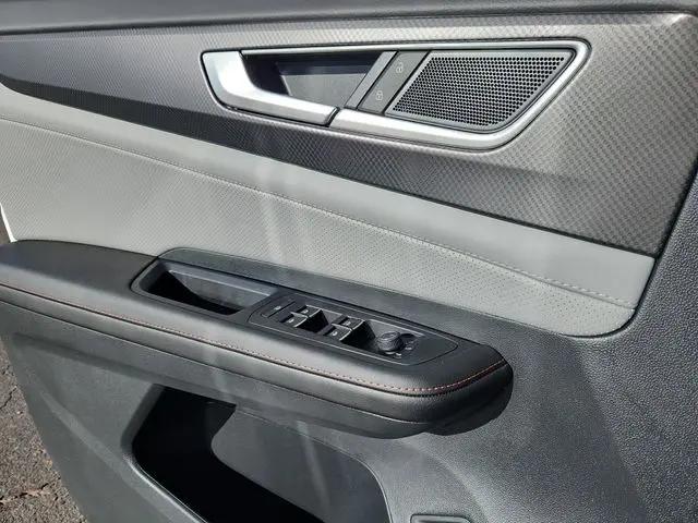 2026 Volkswagen Atlas Peak Edition