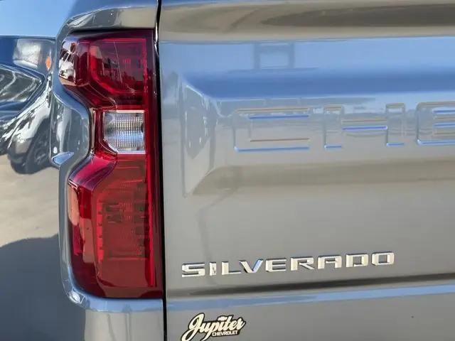 2026 Chevrolet Silverado 1500 2WD Crew Cab Short Bed Custom